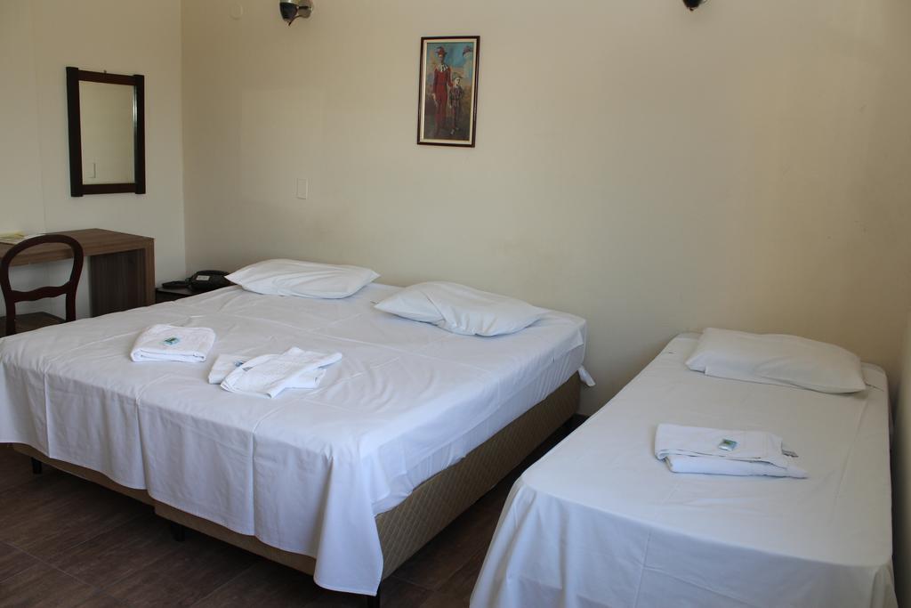Espigao Palace Hotel Резенди Номер фото